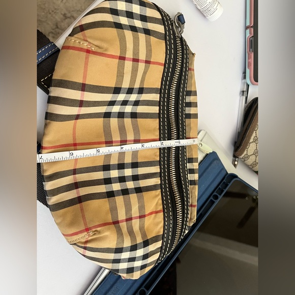 Burberry waist bag - Picture 11 of 13